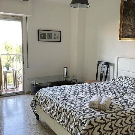 Habitaciones Con O Sin Balcon Badalona Exteriér fotografie