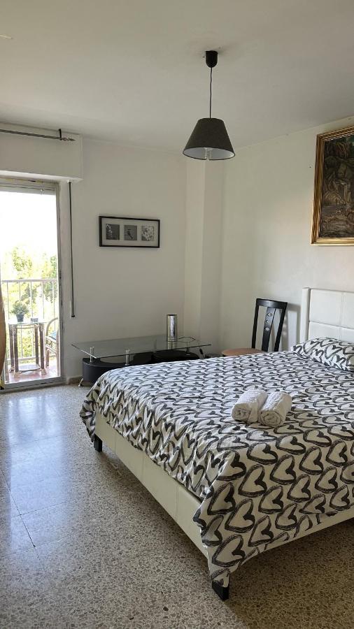 Habitaciones Con O Sin Balcon Badalona Exteriér fotografie